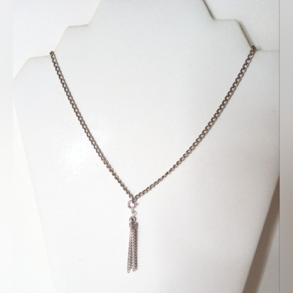 Chain Tassel Pendant Necklace Simple Silver Tone 16 Inches Tassel 1.5 Inches - Picture 3 of 6